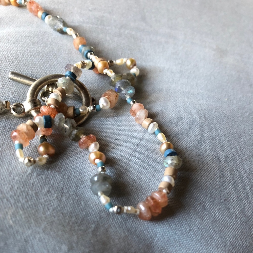 Glints of Light Choker Necklace